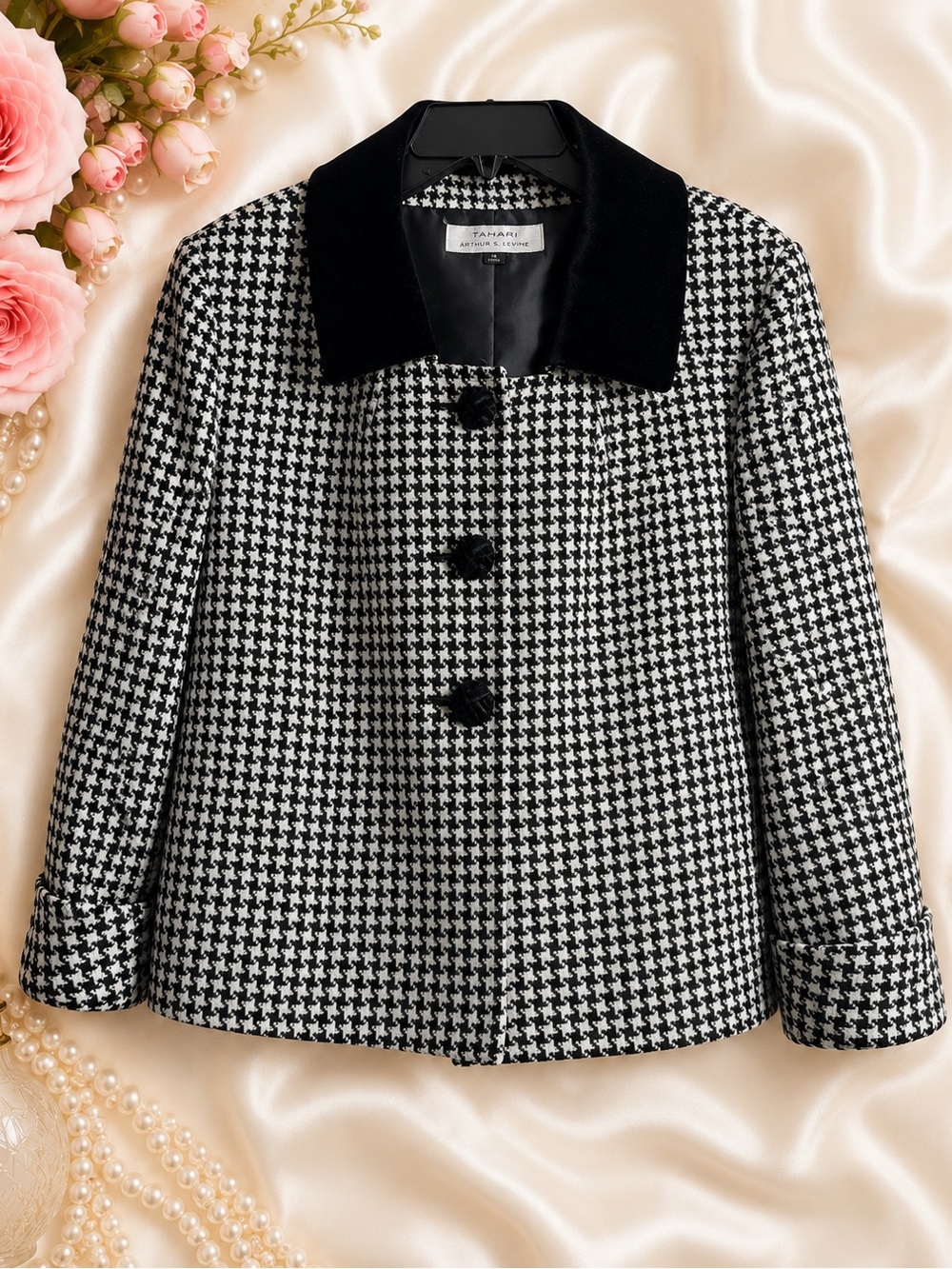Tahari Arthur S. Levine Houndstooth Jacket Velvet Collar Size 14